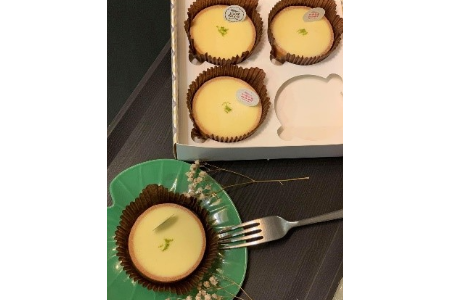 6" PASTRY BOXES